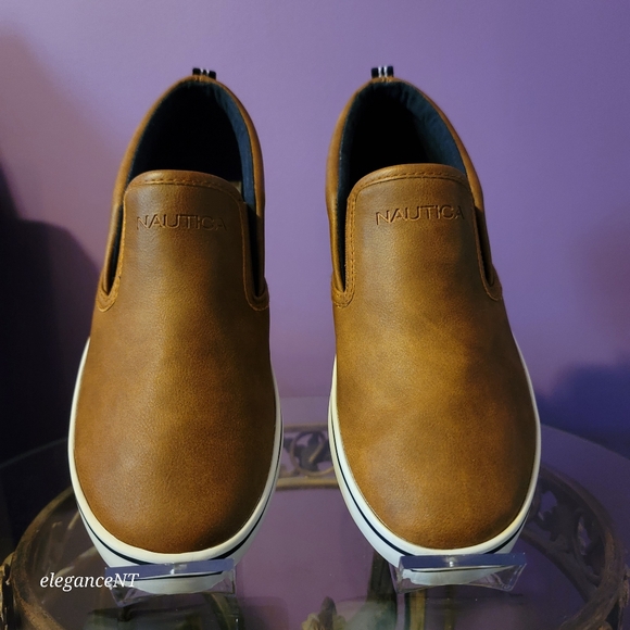 Nautica Youth  2 Pair Big Boys Tan Shoe Bundle  Sz: 5 - Picture 8 of 16